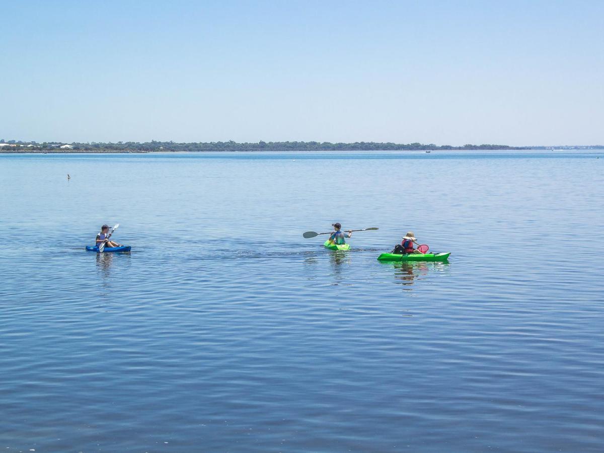 Twin Waters Caravan Park Dawesville Extérieur photo