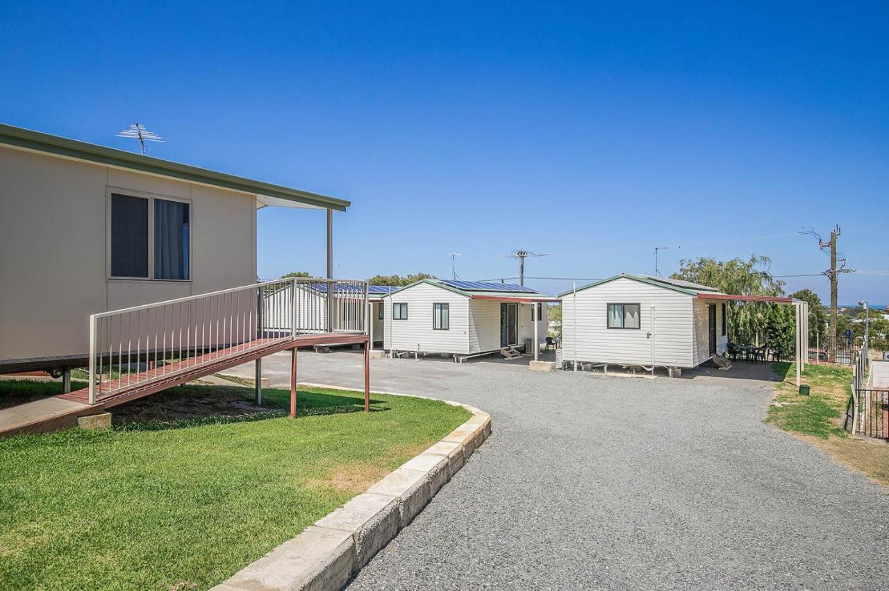 Twin Waters Caravan Park Dawesville Extérieur photo